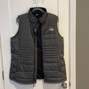 THE NORTH FACE Women's gray Puffer Vest | Winter coat
